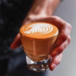 كوب كورتادو زجاجي